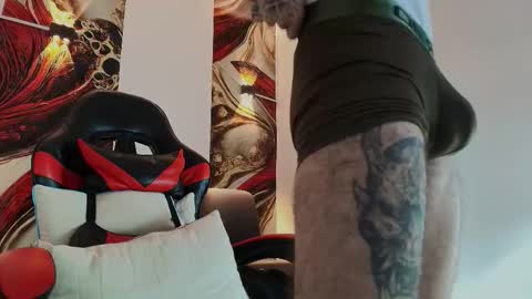 LUKE online show from 11-29-25, 01:14