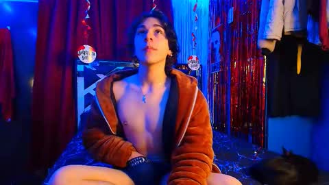 Luke online show from 02-19-25, 09:25