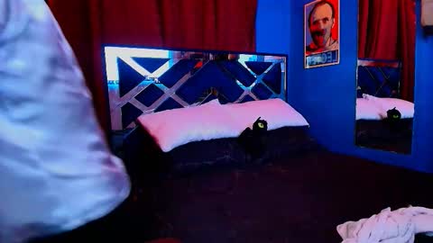 Luke online show from 01-13-26, 12:38