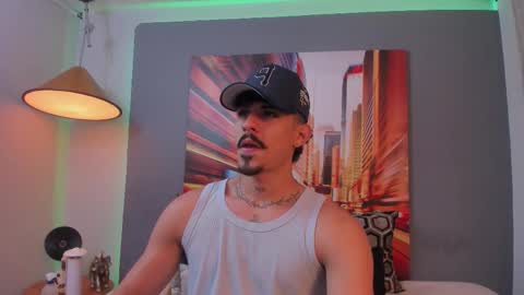 Snapshot of lukeetaylor_ chatting on 12-16-25, 11:15 Luke Taylor online show from 12-16-25, 11:15