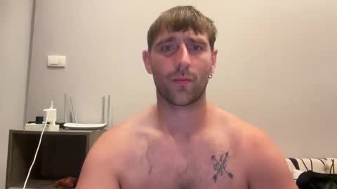 Snapshot of lukegunn22 chatting on 06-07-26, 11:52 MR. Luke Gunn online show from 06-07-26, 11:52
