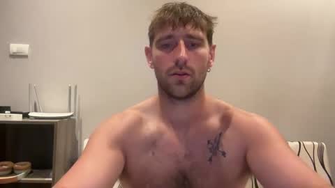Snapshot of lukegunn22 chatting on 06-09-26, 12:00 MR. Luke Gunn online show from 06-09-26, 12:00