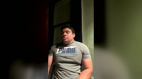 Snapshot of lukemercedes chatting on 07-18-26, 04:05 lukemercedes online show from 07-18-26, 04:05