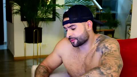 Lukhas f4f online show from 04-15-26, 12:17