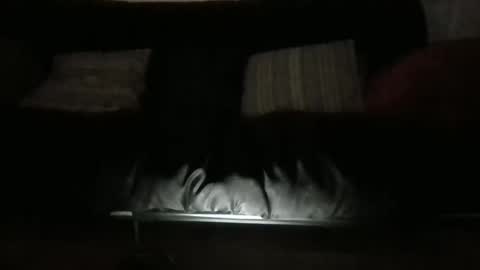 Snapshot of lukusdukus chatting on 10-11-25, 10:47 lukusdukus online show from 10-11-25, 10:47