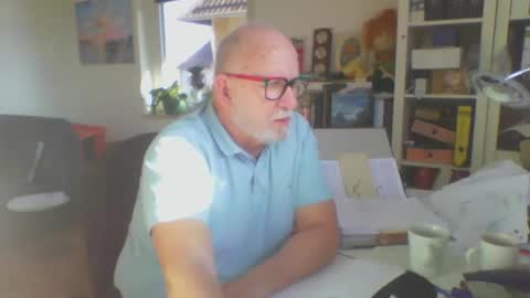 Snapshot of luley58 chatting on 02-25-26, 02:27 luley58 online show from 02-25-26, 02:27