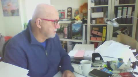 Snapshot of luley58 chatting on 03-04-26, 08:20 luley58 online show from 03-04-26, 08:20