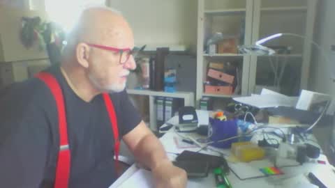 luley58 online show from 05-18-26, 07:25