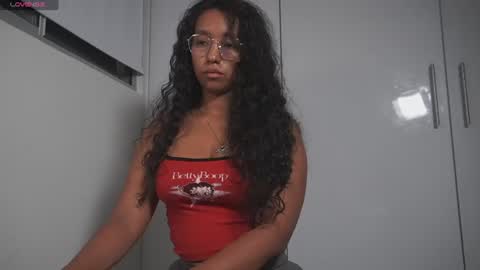 Snapshot of lulitauwu chatting on 07-19-26, 02:37 lulitauwu online show from 07-19-26, 02:37