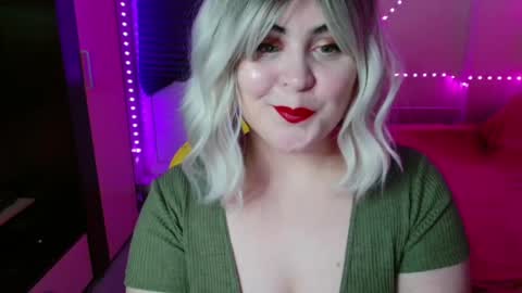 lulovia online show from 04-30-26, 10:03