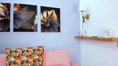 Snapshot of lulu__cute chatting on 10-08-25, 09:56 LuLu online show from 10-08-25, 09:56