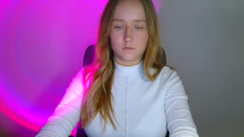 Lulu Baby18 online show from 11-11-25, 07:03