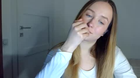 Lulu Baby18 online show from 02-10-26, 08:46