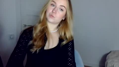 Lulu Baby18 online show from 04-10-26, 06:56