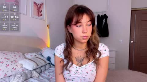 Snapshot of luluberryx chatting on 05-23-26, 02:17 lulu berry online show from 05-23-26, 02:17
