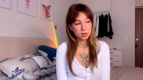 Snapshot of luluberryx chatting on 05-31-26, 02:20 lulu berry online show from 05-31-26, 02:20
