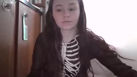 Connie online show from 02-20-25, 06:24