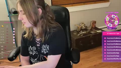 Lulu online show from 01-30-25, 02:38