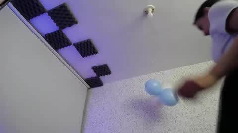 Luly online show from 10-11-25, 04:12