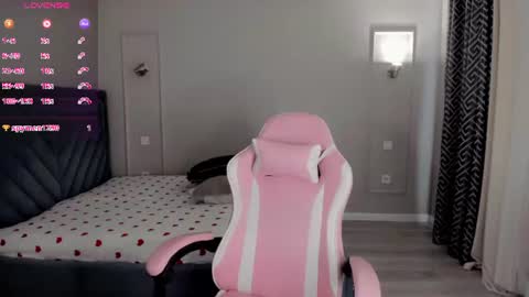 Mina online show from 06-20-26, 07:00