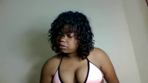 Snapshot of lumira_belle chatting on 06-28-26, 10:54 lumira_belle online show from 06-28-26, 10:54