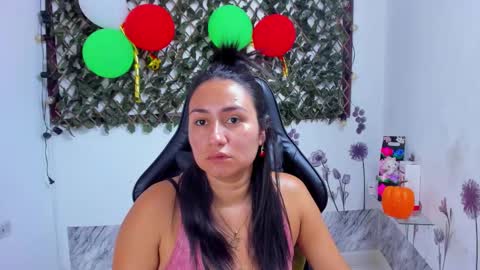 Luna  online show from 11-01-25, 07:38