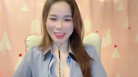 Luna online show from 04-28-26, 04:12