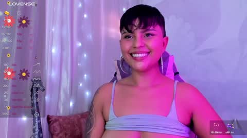 Snapshot of luna__cute chatting on 12-05-24, 06:44 Luna online show from 12-05-24, 06:44