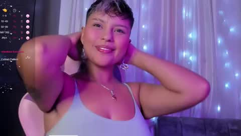 Snapshot of luna__cute chatting on 02-10-25, 04:19 Luna online show from 02-10-25, 04:19