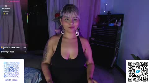 Luna online show from 03-30-26, 11:39