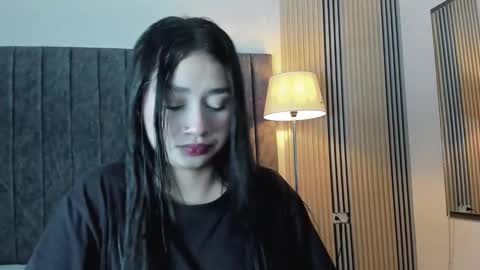 luna and banji online show from 01-06-26, 03:43