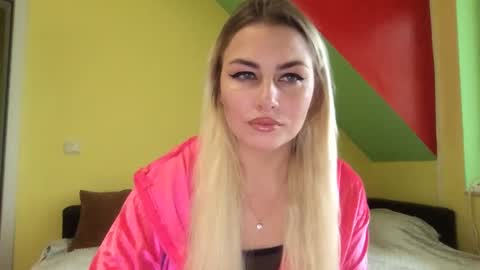 Snapshot of luna_blazer chatting on 11-29-25, 09:45 luna_blazer online show from 11-29-25, 09:45