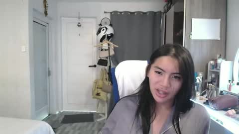 Luna Fox online show from 05-01-26, 12:04