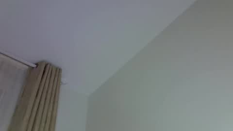 maskedmalkia online show from 04-16-26, 01:50