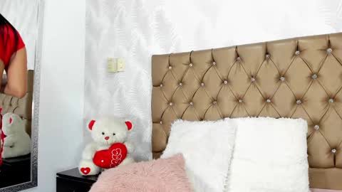 Luna Eva online show from 09-09-25, 01:21