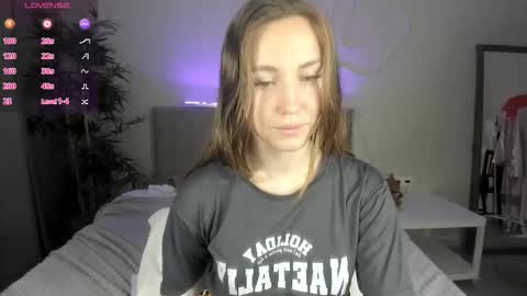 Luna online show from 09-25-25, 11:52