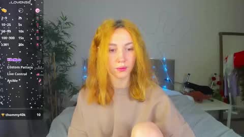 Luna online show from 11-30-25, 12:03