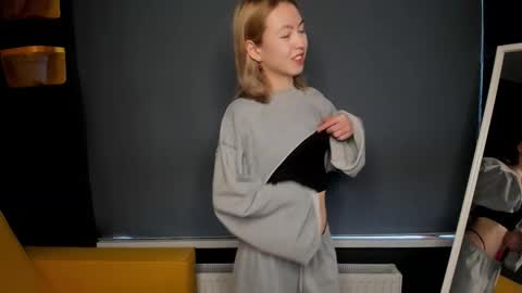 Elizabeth online show from 02-21-26, 05:52