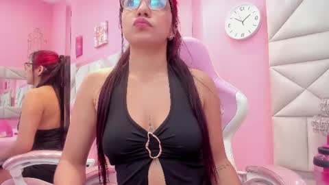 luna_hix online show from 06-17-26, 12:29