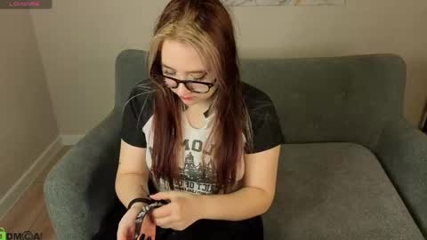 Luna Host online show from 04-21-26, 01:42
