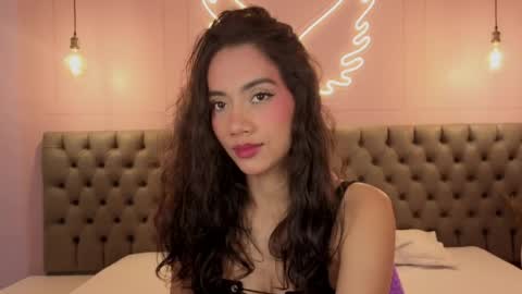 luna_hot_ass online show from 04-19-26, 11:40