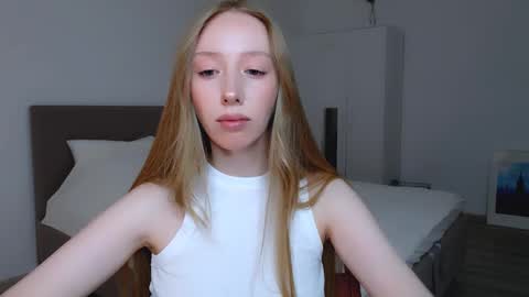 Luna online show from 01-11-25, 08:43