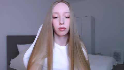 Luna online show from 04-02-26, 09:12