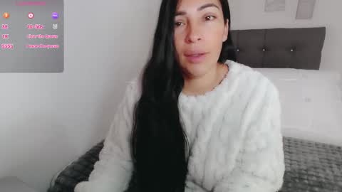 Snapshot of luna_lgomez chatting on 11-28-25, 12:52 luna online show from 11-28-25, 12:52