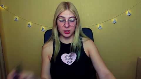 Luna online show from 12-05-24, 07:16