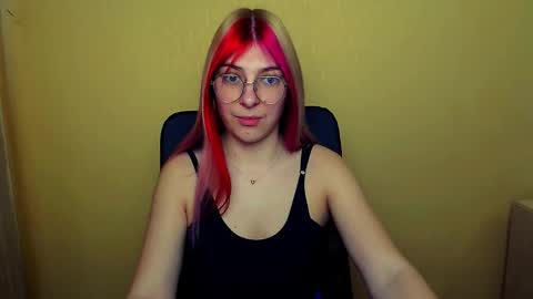 Luna online show from 02-20-25, 09:11