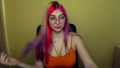 Luna online show from 03-06-25, 11:03