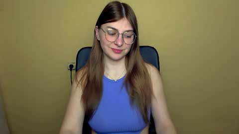 Luna online show from 04-10-26, 08:52