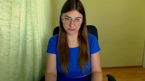 Snapshot of luna_lush_ chatting on 07-05-26, 08:43 Luna online show from 07-05-26, 08:43