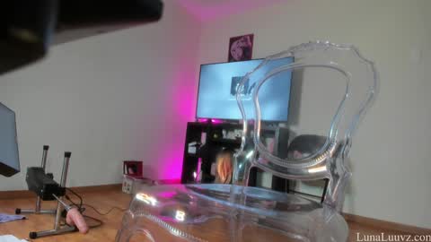 Luna Luuvz online show from 10-01-25, 04:18